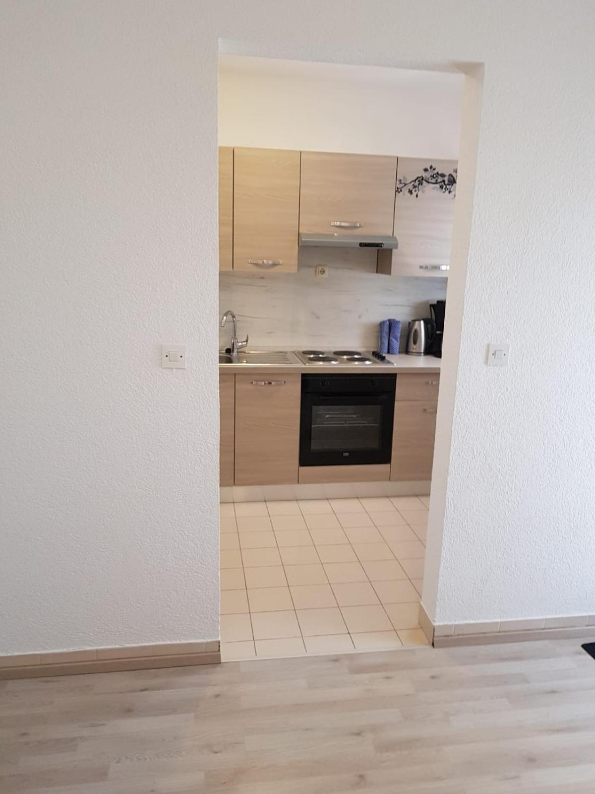 Apartmani Jureta Okrug Gornji Exterior photo